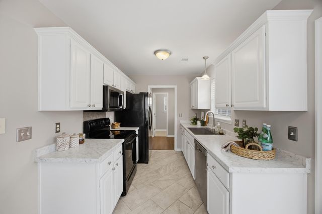 100 Bainsbury Lane, Summerville, SC 29483