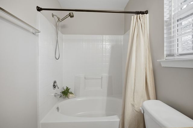 100 Bainsbury Lane, Summerville, SC 29483