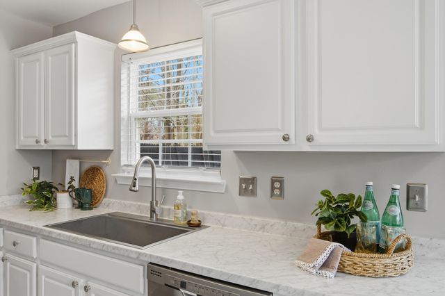 100 Bainsbury Lane, Summerville, SC 29483