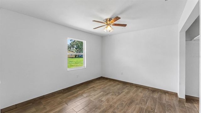 2055 AVENUE C, Mulberry, FL 33860