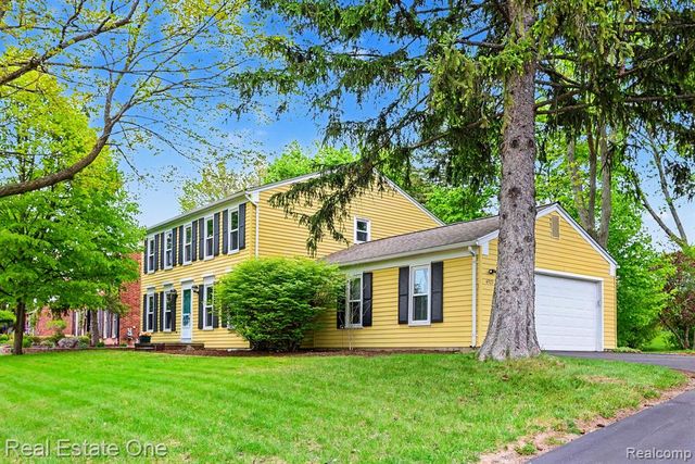 4923 Stamford Drive, West Bloomfield, MI 48323