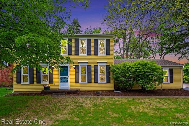 4923 Stamford Drive, West Bloomfield, MI 48323