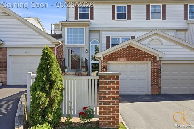 49613 Draper Circle, Plymouth, MI 48170