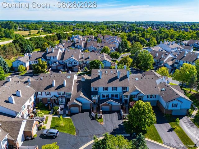 49613 Draper Circle, Plymouth, MI 48170