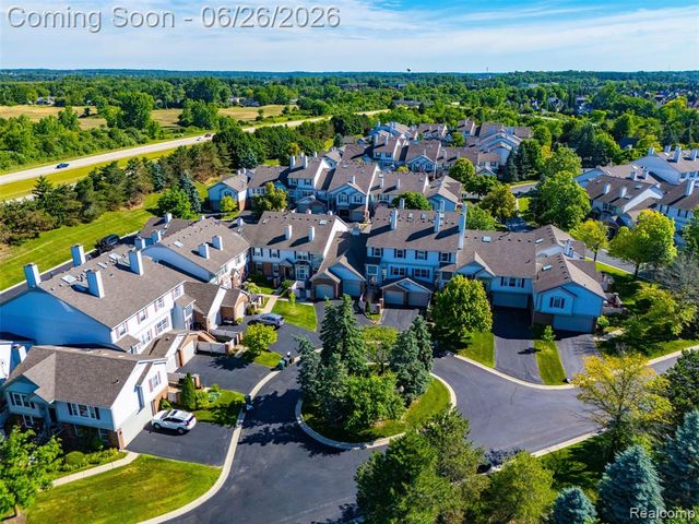 49613 Draper Circle, Plymouth, MI 48170