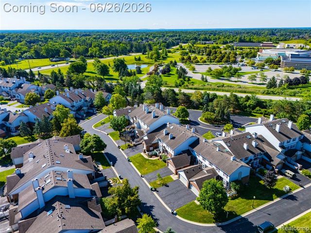 49613 Draper Circle, Plymouth, MI 48170