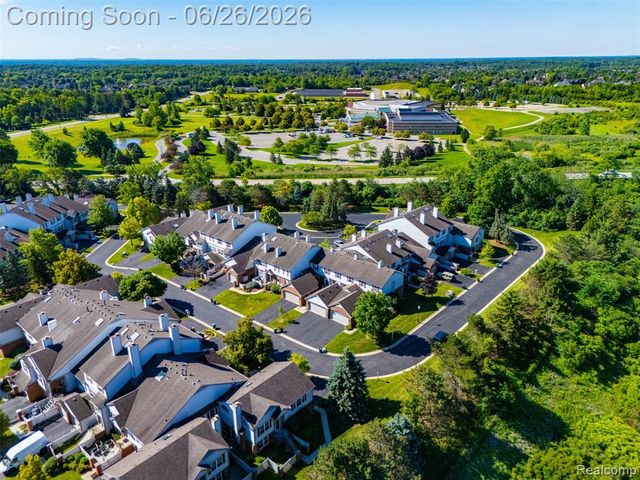 49613 Draper Circle, Plymouth, MI 48170