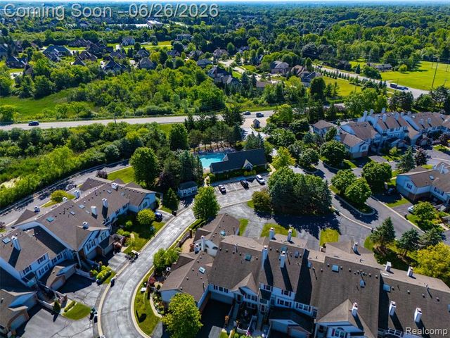 49613 Draper Circle, Plymouth, MI 48170