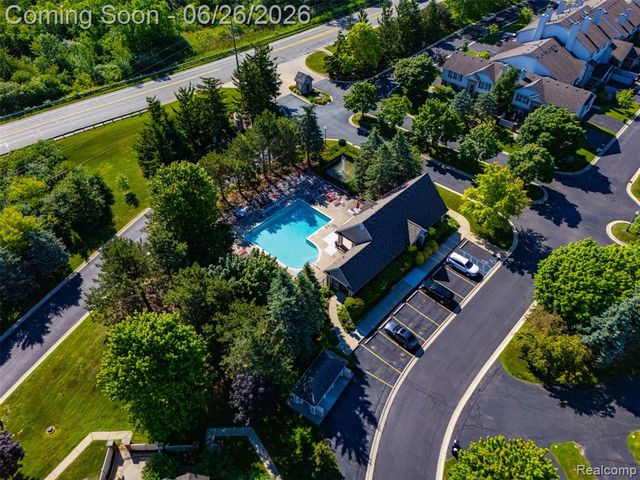 49613 Draper Circle, Plymouth, MI 48170