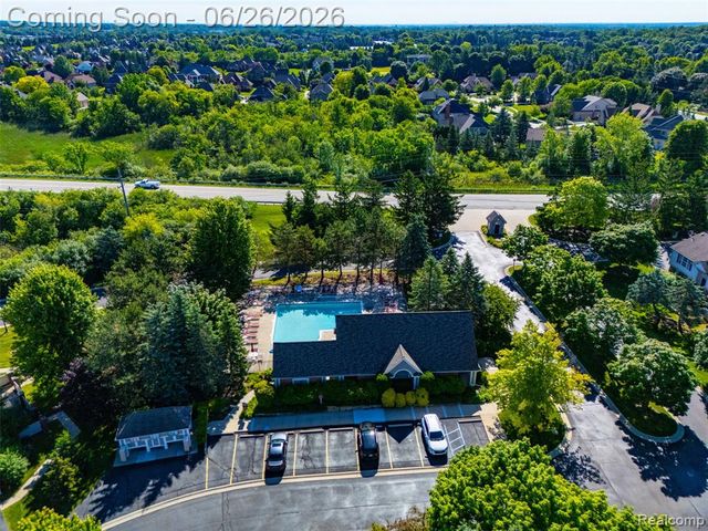 49613 Draper Circle, Plymouth, MI 48170