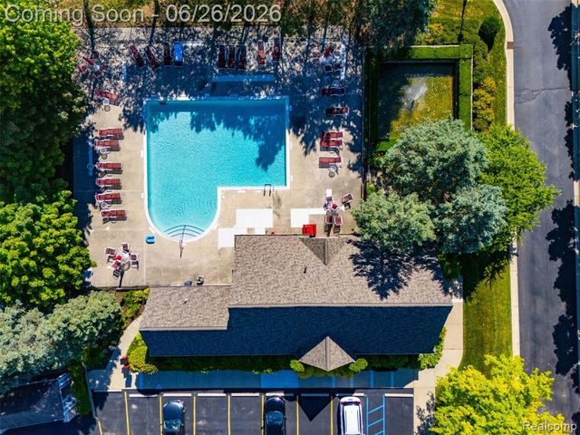 49613 Draper Circle, Plymouth, MI 48170
