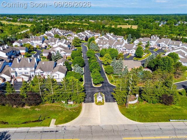 49613 Draper Circle, Plymouth, MI 48170