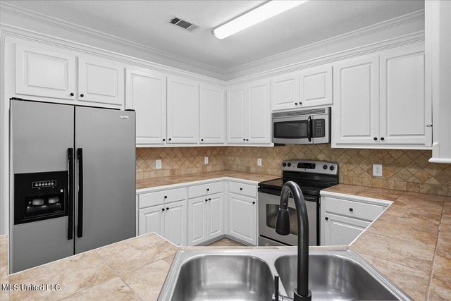 174 Beechwood Circle, Pearl, MS 39208