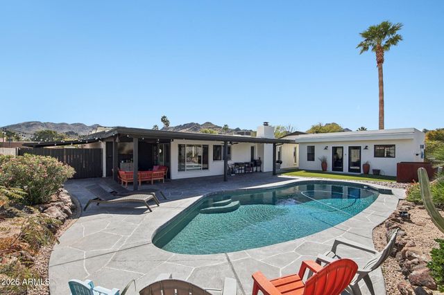 3336 E HATCHER Road, Phoenix, AZ 85028