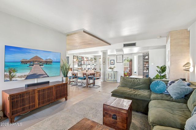 3336 E HATCHER Road, Phoenix, AZ 85028