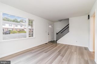 225 OVERLOOK CT, Fredericksburg, VA 22405