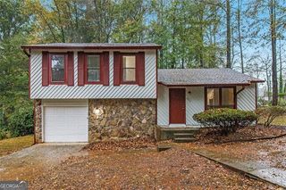 5035 FAIRFOREST Drive, Stone Mountain, GA 30088