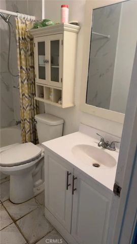 4109 W 5th A1, Santa Ana, CA 92703