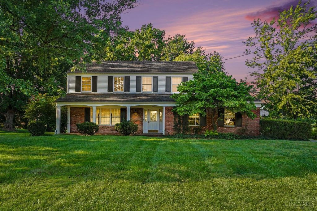 731 Pine Ridge Road, Miami Twp, OH 45150