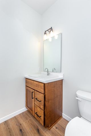 5476 LORI Lane W, West Fargo, ND 58078