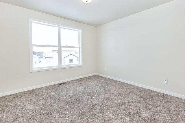 5476 LORI Lane W, West Fargo, ND 58078