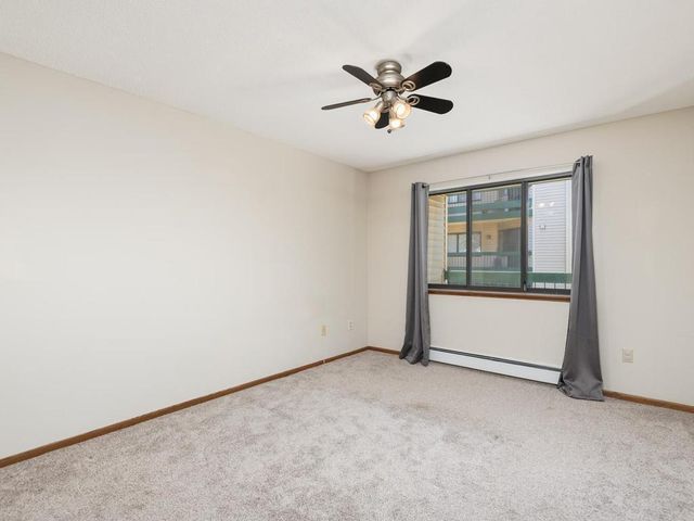 7605 Edinborough Way 6214, Edina, MN 55435