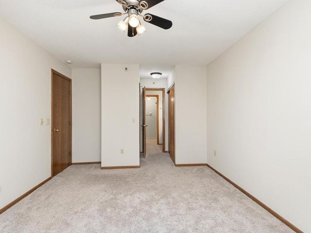 7605 Edinborough Way 6214, Edina, MN 55435