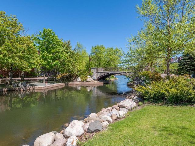 7605 Edinborough Way 6214, Edina, MN 55435
