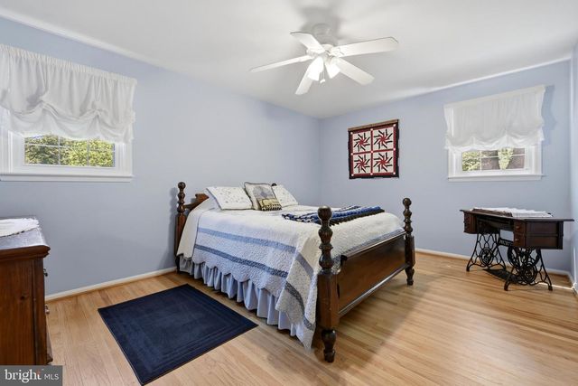 1422 GRAND OAK LN, West Chester, PA 19380