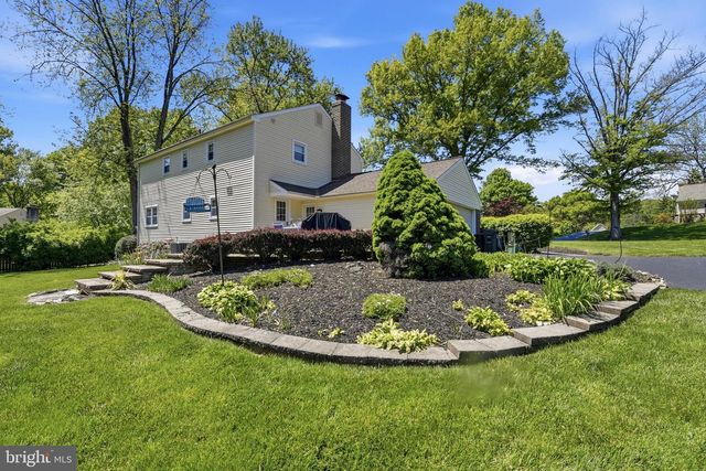 1422 GRAND OAK LN, West Chester, PA 19380