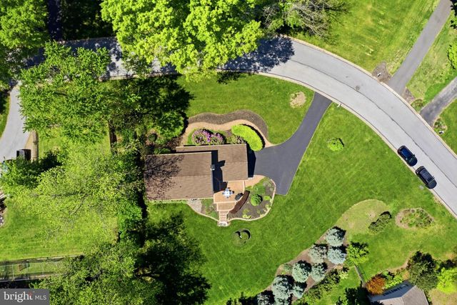 1422 GRAND OAK LN, West Chester, PA 19380