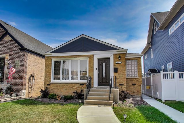 7521 N Olcott Avenue, Chicago, IL 60631