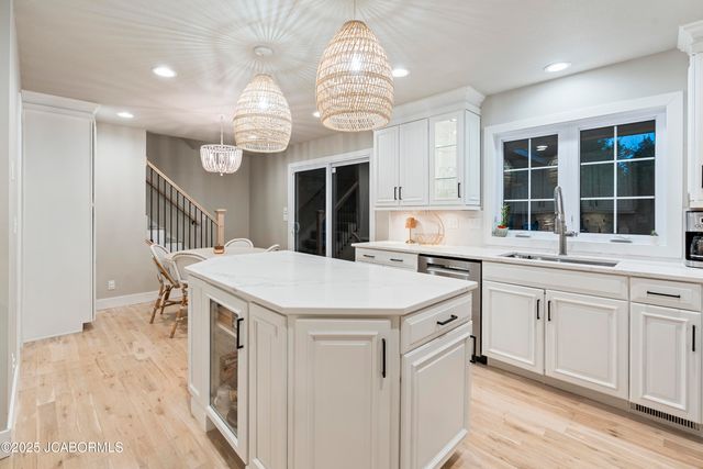 732 HOBBS ROAD, Jefferson City, MO 65109