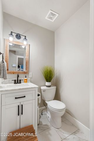 732 HOBBS ROAD, Jefferson City, MO 65109