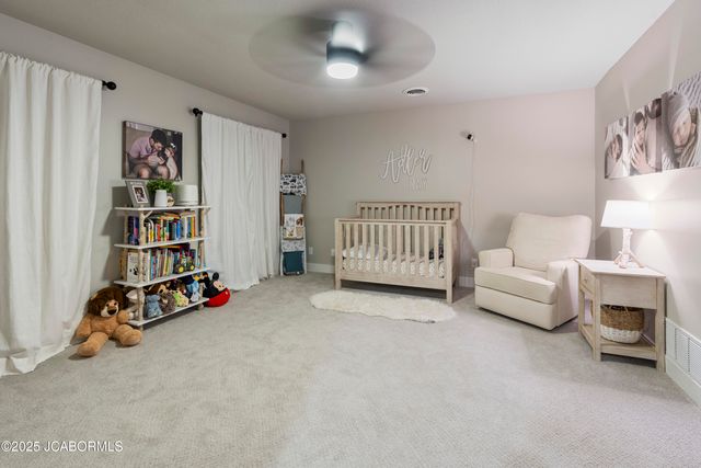 732 HOBBS ROAD, Jefferson City, MO 65109