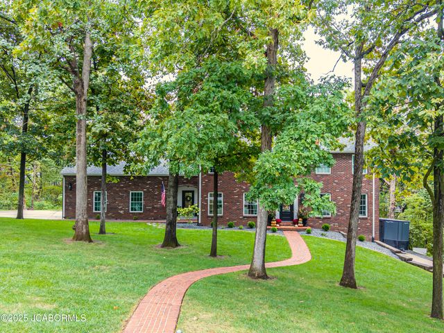 732 HOBBS ROAD, Jefferson City, MO 65109