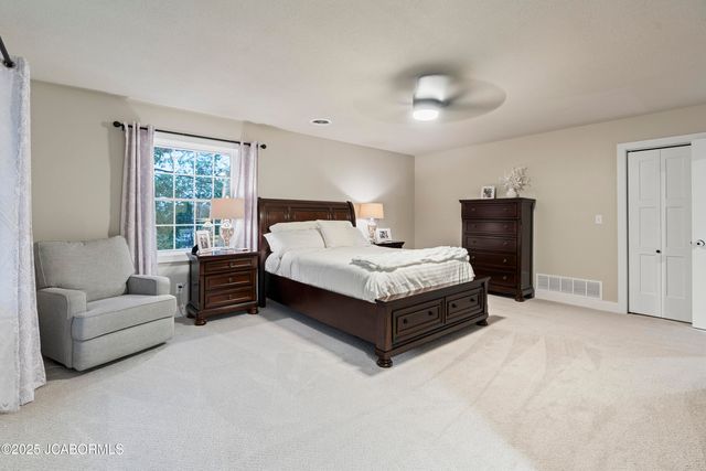 732 HOBBS ROAD, Jefferson City, MO 65109