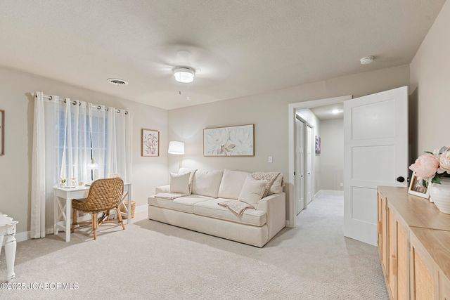 732 HOBBS ROAD, Jefferson City, MO 65109