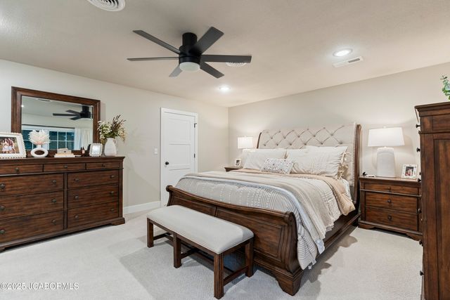 732 HOBBS ROAD, Jefferson City, MO 65109