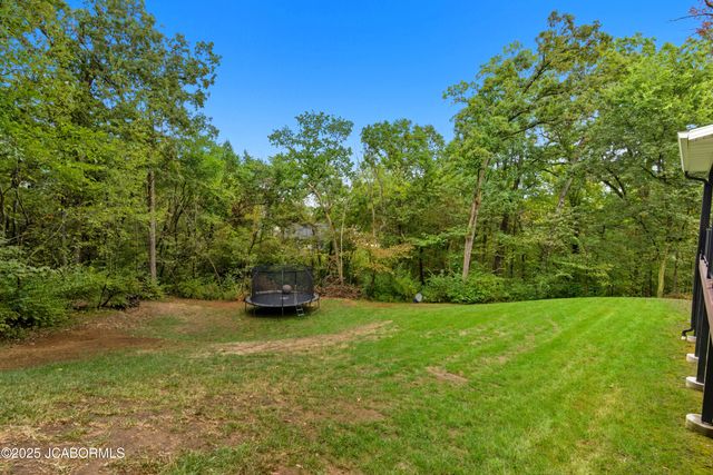 732 HOBBS ROAD, Jefferson City, MO 65109