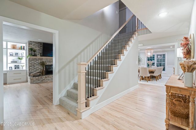 732 HOBBS ROAD, Jefferson City, MO 65109