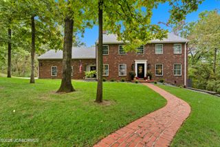 732 HOBBS ROAD, Jefferson City, MO 65109