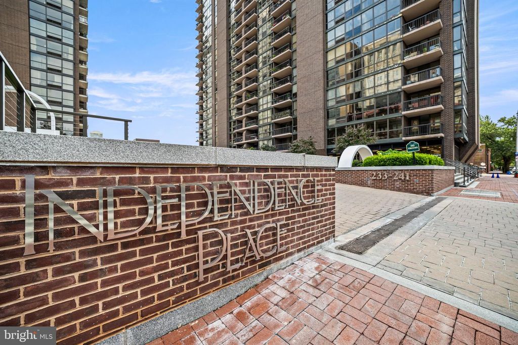 241 S 6TH ST #1106C, PHILADELPHIA, PA 19106 — exterior