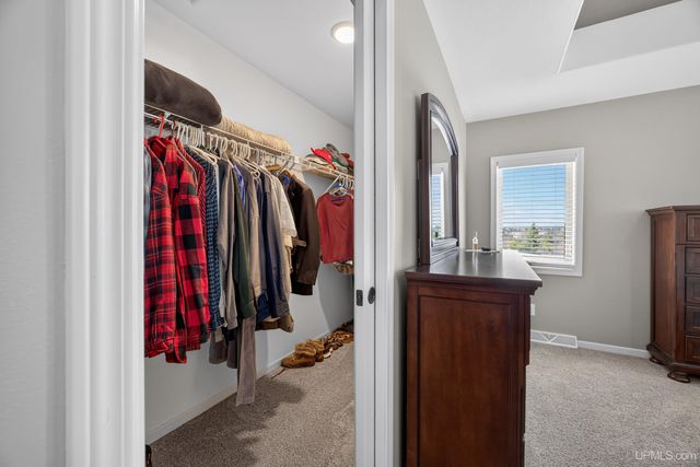 16968 S River Road, Chassell, MI 49916