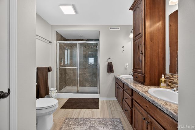 16968 S River Road, Chassell, MI 49916