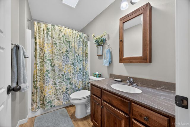 16968 S River Road, Chassell, MI 49916