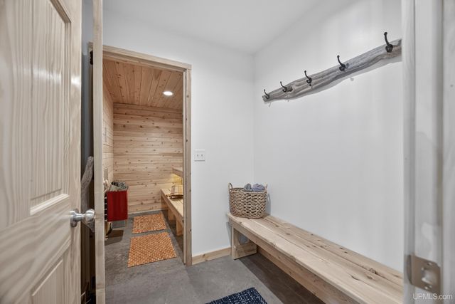 16968 S River Road, Chassell, MI 49916