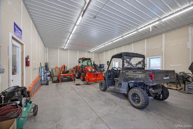 16968 S River Road, Chassell, MI 49916