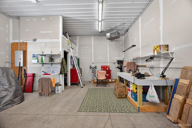 16968 S River Road, Chassell, MI 49916