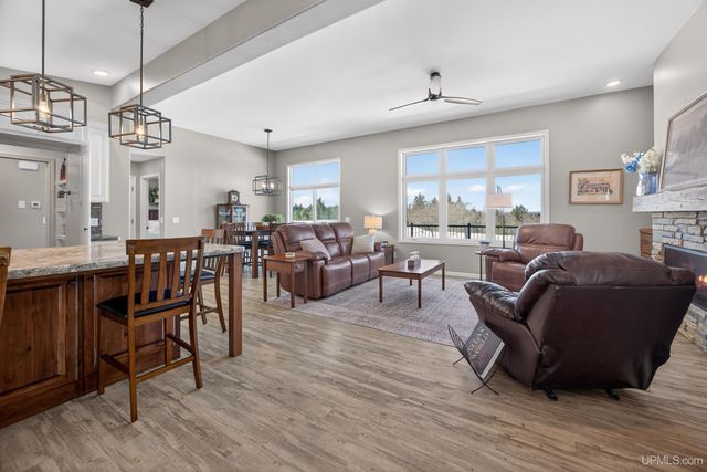 16968 S River Road, Chassell, MI 49916